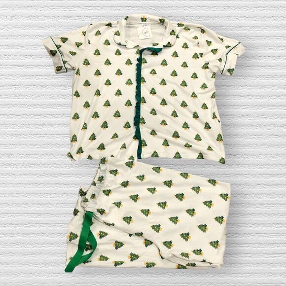 Smock it Like It’s Hot Mama Christmas Tree Pajamas Size XL - Picture 1 of 7